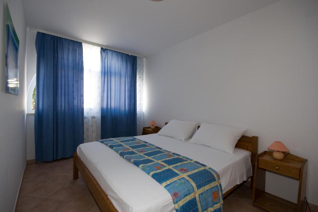 Apartments Valentino Vrsar Pokoj fotografie